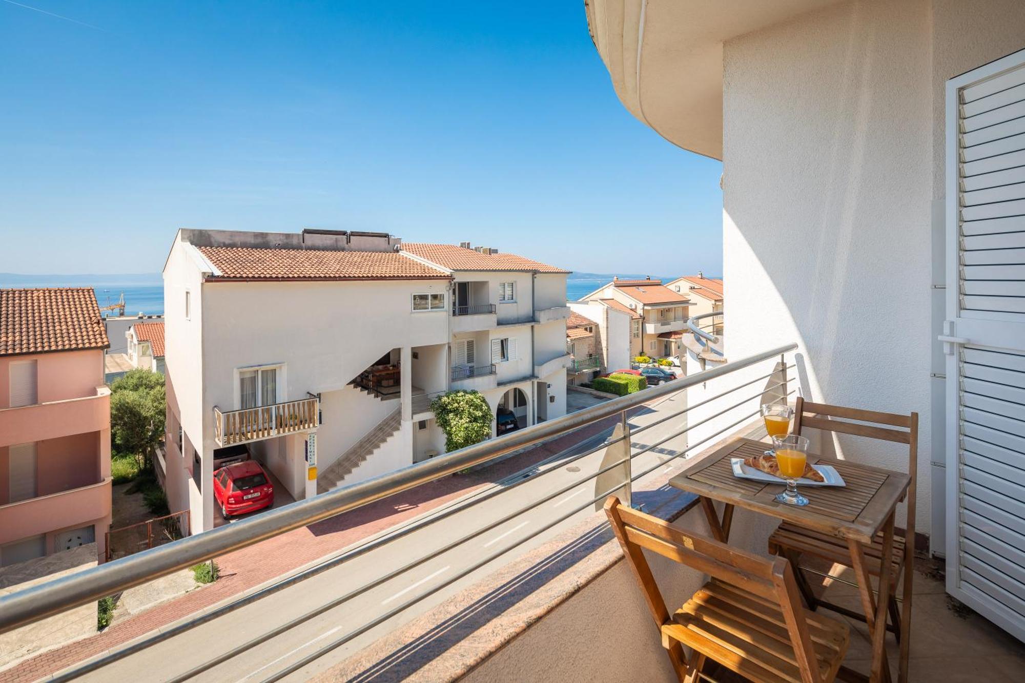 Brkic Apartments With Private Parking Makarska Værelse billede