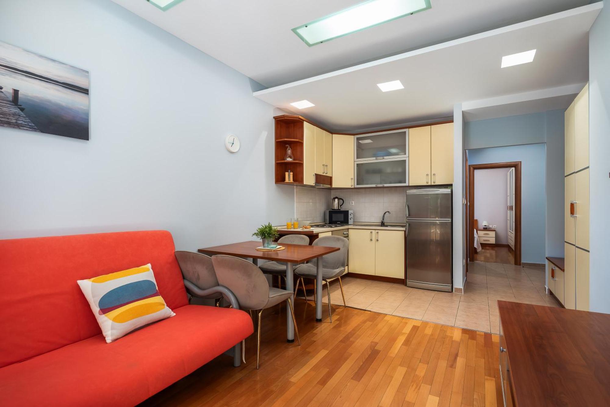 Brkic Apartments With Private Parking Makarska Værelse billede